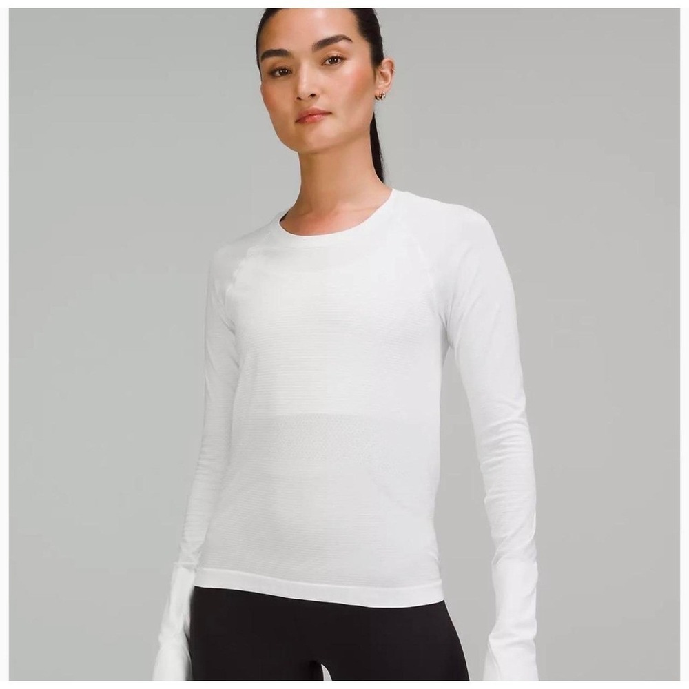 Lululemon Swiftly Tech Long Sleeve Shirt White Silver Drop Striped Size 8
